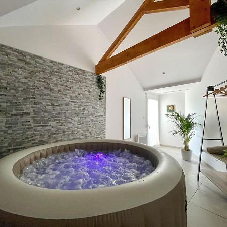 Apartmán Un Cocon Pour 2 Ou 4 - Merignac -Jacuzzi - Netflix - Tram A Exteriér fotografie